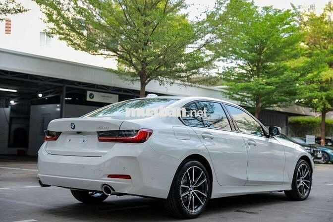 BMW 320i Sport Line Lci 2025 Trắng
