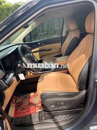 Kia Carnival 2022 Premium 7 chỗ