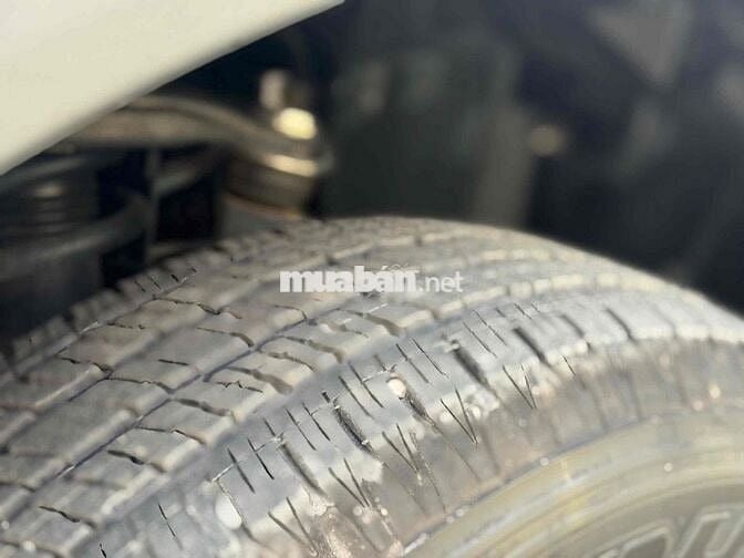 Ford Ranger XLS 2 cầu 2025 Trắng 8000 km siêu cọp