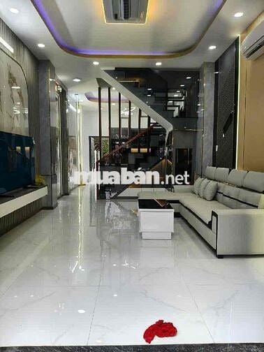 XE HƠI CHẠY TỚI NHÀ HOÀN CÔNG CHUẨN SỔ HỒNG RIÊNG HUỲNH TẤN PHÁT N.BÈ