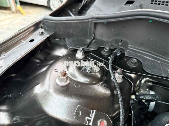 Mazda 2 2017  1.5 AT Sedan - 98000 km