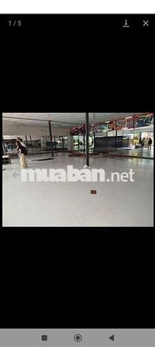 Cho thuê mặt bằng nguyên căn Tân phú. 12x55 trống suốt.