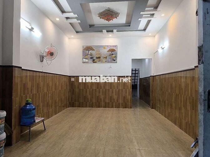 Cho thuê nhà nguyên căn 4x14m, 1 trệt 1 lầu, hẻm xe hơi, Bình Trị Đông