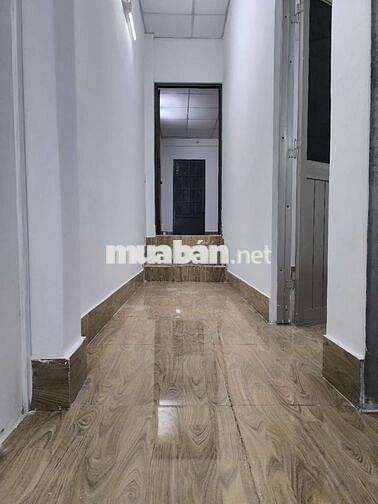 Cho thuê nhà nguyên căn 4x14m, 1 trệt 1 lầu, hẻm xe hơi, Bình Trị Đông