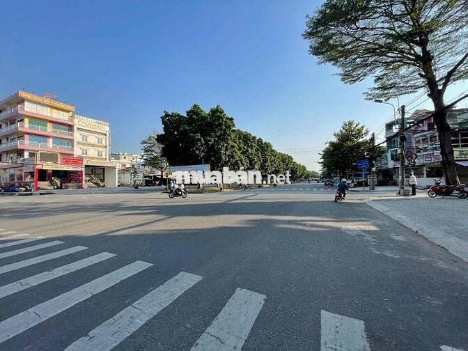 Cho thuê nhà khu Tên Lửa, MT đường Vành Đai Trong, DT 8 x 21m, 2.5 tấm