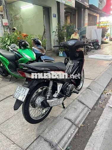 Honda wave RSX Fi 2017 mới 90% biển số thành phố