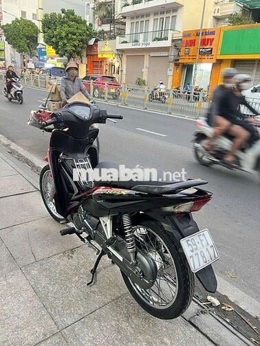 Honda wave RSX Fi 2017 mới 90% biển số thành phố