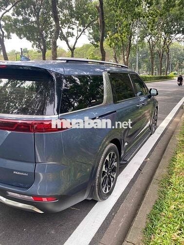Kia Carnival 2022 Premium 7 chỗ
