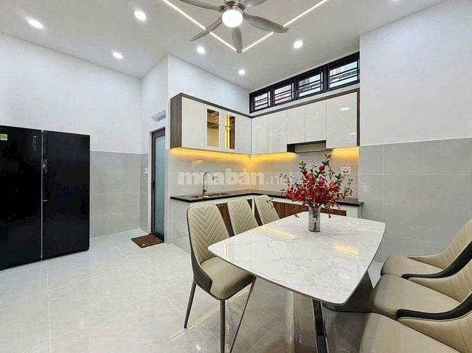 Cơ hội đầu tư tốt. Nhà 68m² Nguyễn Đình Chiểu xây 1 trệt 2 lầu. Hẻm 4m