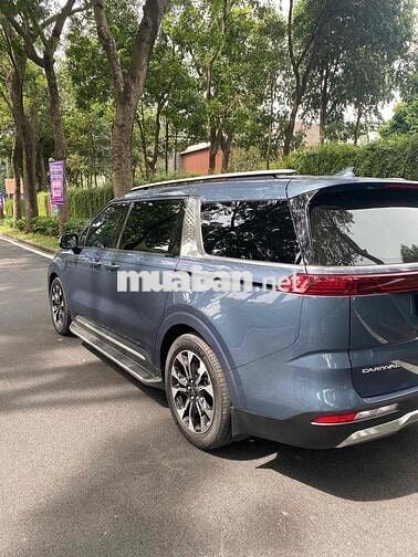 Kia Carnival 2022 Premium 7 chỗ