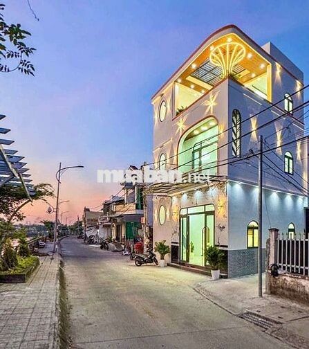 NHÀ 2 LẦU - MẶT TIỀN BỜ KÈ CÁI SƠN - GẦN CHỢ AN BÌNH