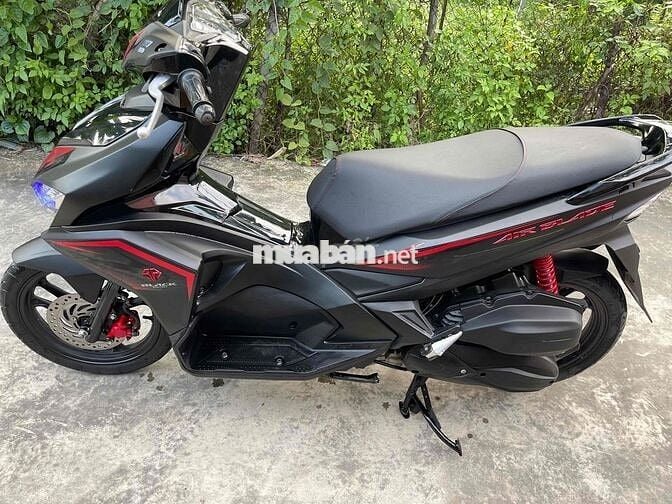 Cần bán ab 2018 máy zin chính chủ