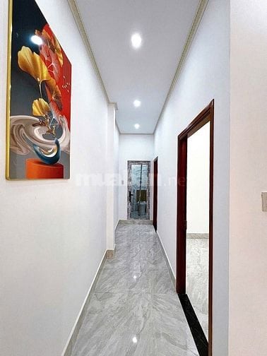 Thanh lý gấp căn nhà 1 sẹc gần  bến xe Q8 Giá 1tỷ060( trả trước 300tr)