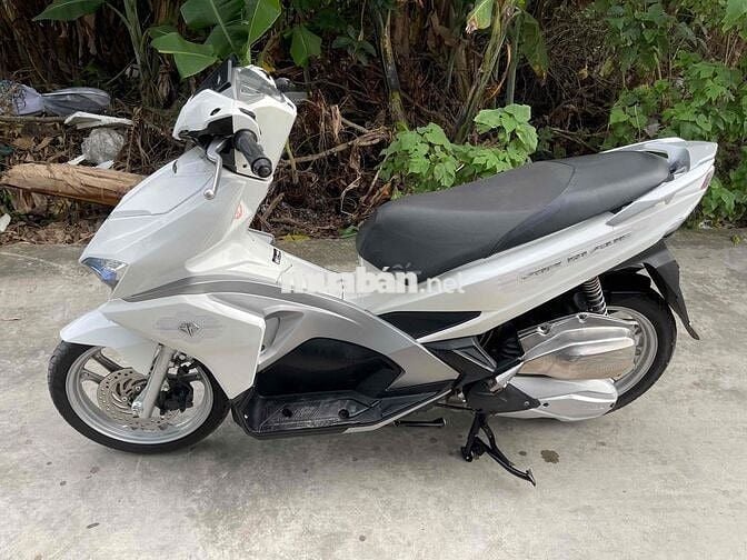 Cần bán ab 2016 máy zin 1 chủ hìh thức đẹp