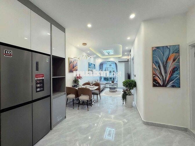 thuê căn hộ Sky garden 2 Phú Mỹ Hứng Q7 71m2 2PN 2wc full nội thất