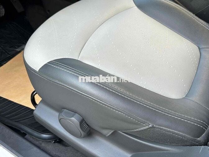 Chevrolet Spark 2015 LTZ quá hiếm 12.000 km