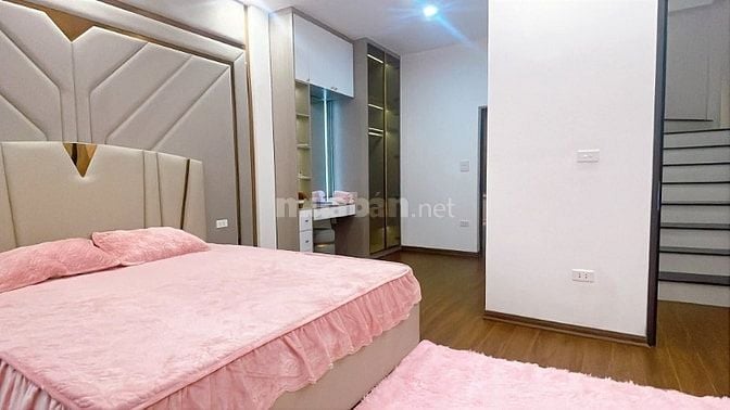 Nhà Đẹp Định Công Thượng, Hoàng Mai 33m, 4 tầng, mt 4.6m, giá 8.8 tỷ.