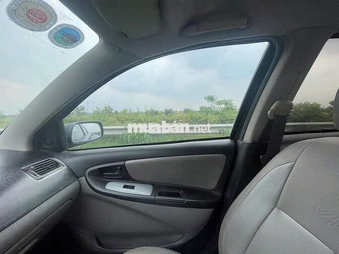 Toyota Vios 2005 - 80000 km