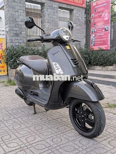 Piaggio Vespa GTS Super 125 Xám