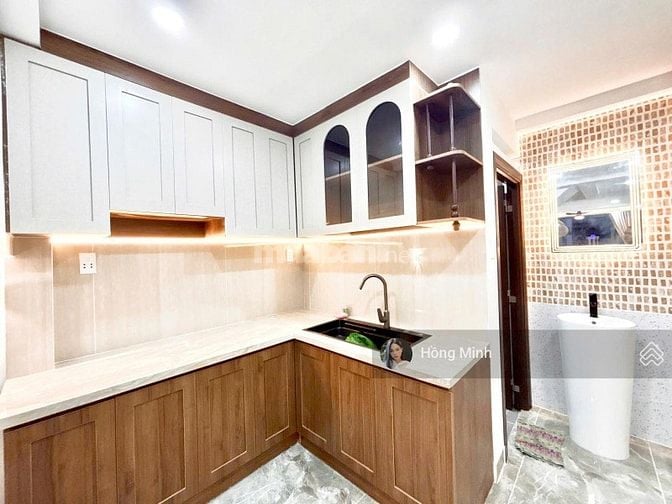 Chủ kẹt tiền bán cực gấp nhà Phan Xích Long giá lỗ nặng 