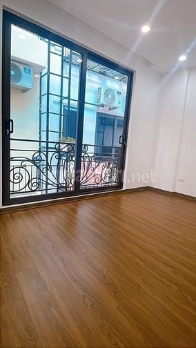 Nhà Đẹp Định Công Thượng, Hoàng Mai 33m, 4 tầng, mt 4.6m, giá 8.8 tỷ.