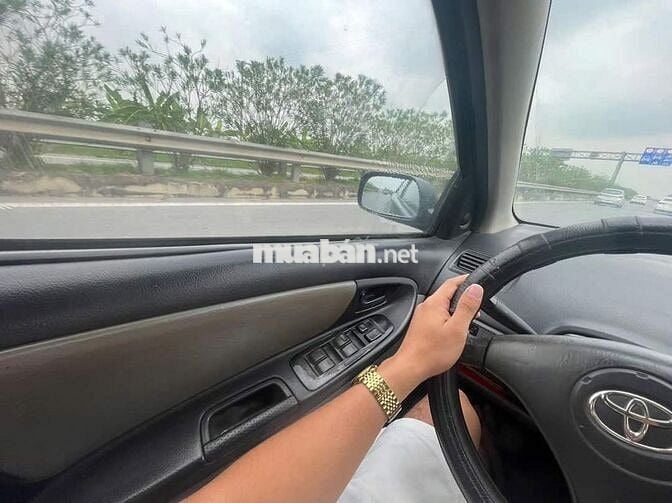 Toyota Vios 2005 - 80000 km