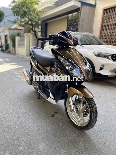 Honda Air Blade zin cả xe đẹp như hình