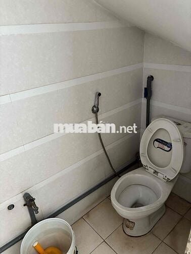 Cho thuê nhà nguyên căn hẻm 536 Âu cơ