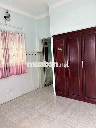 Cho thuê nhà nguyên căn hẻm 536 Âu cơ