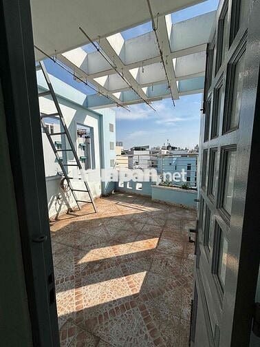 Cho thuê nhà nguyên căn hẻm 536 Âu cơ