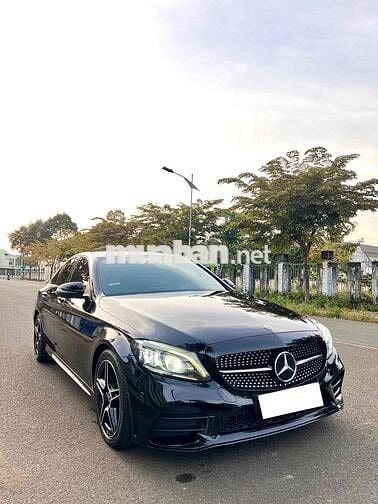 Mercedes Benz C Class 2019 C 300 AMG - 93000 km