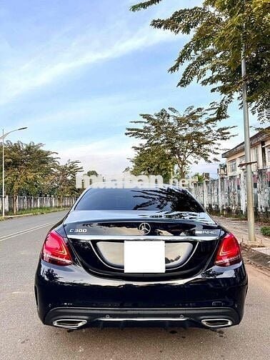 Mercedes Benz C Class 2019 C 300 AMG - 93000 km