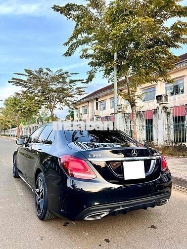 Mercedes Benz C Class 2019 C 300 AMG - 93000 km