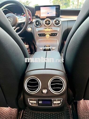 Mercedes Benz C Class 2019 C 300 AMG - 93000 km