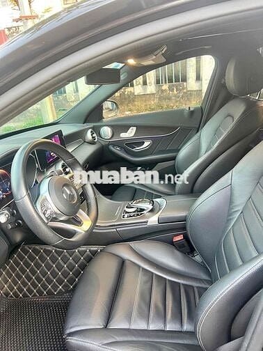 Mercedes Benz C Class 2019 C 300 AMG - 93000 km