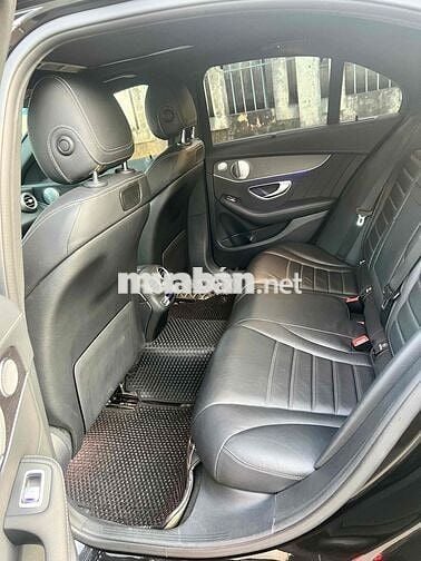 Mercedes Benz C Class 2019 C 300 AMG - 93000 km