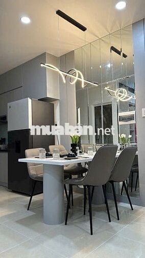 Chuyển con qua trường quốc tế học bán căn 2pn 2wc cc Dreamhome quận 8