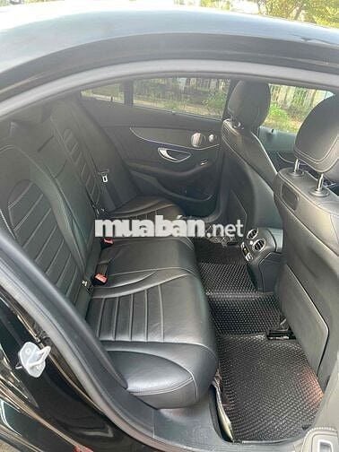 Mercedes Benz C Class 2019 C 300 AMG - 93000 km