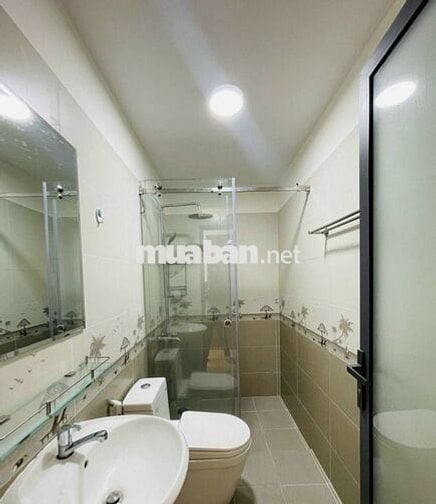 Cho thuê nhà HXH 284/2A Võ Văn Tần P.5, Quận 3.