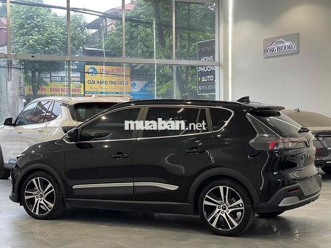 Vinfast xe điện VF e34 xe sơn zin cả xe