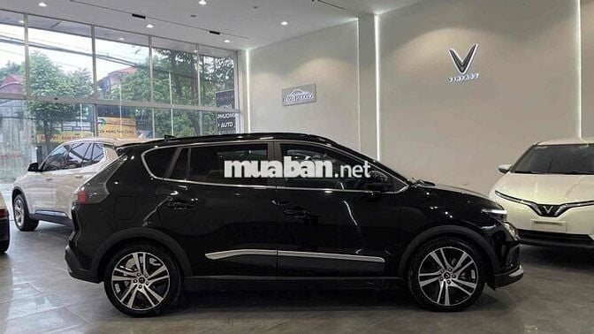 Vinfast xe điện VF e34 xe sơn zin cả xe