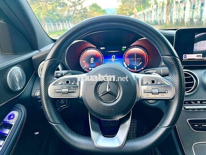 Mercedes Benz C Class 2019 C 300 AMG - 93000 km