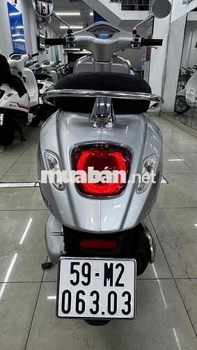 Vespa Iget , abs , đèn led 2 tấng , mở cốp điện ..