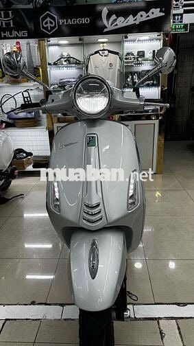 Vespa Iget , abs , đèn led 2 tấng , mở cốp điện ..