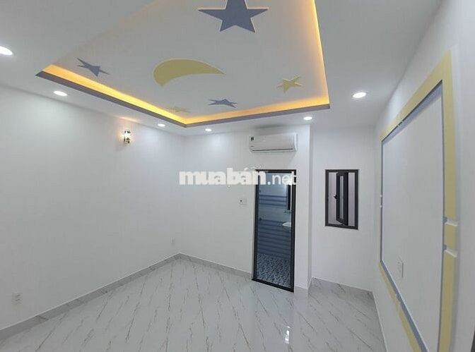 Cho thuê nhà HXH 284/2A Võ Văn Tần P.5, Quận 3.