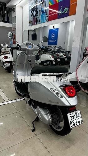 Vespa Iget , abs , đèn led 2 tấng , mở cốp điện ..