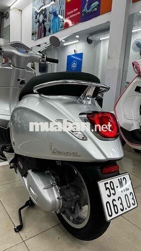 Vespa Iget , abs , đèn led 2 tấng , mở cốp điện ..