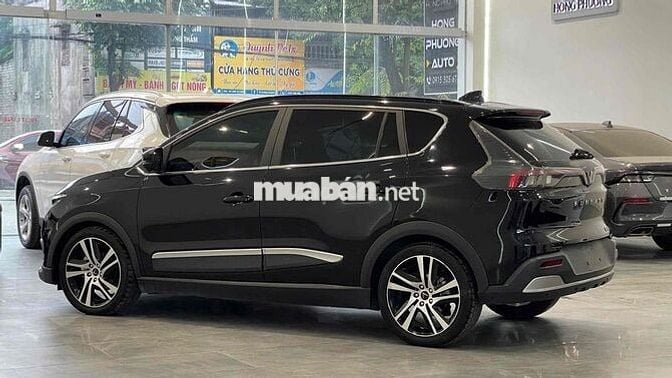 Vinfast xe điện VF e34 xe sơn zin cả xe