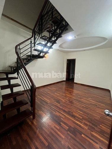 Bán nhà 4 tầng hẻm xe hơi phường Cầu Kho, Quận 1