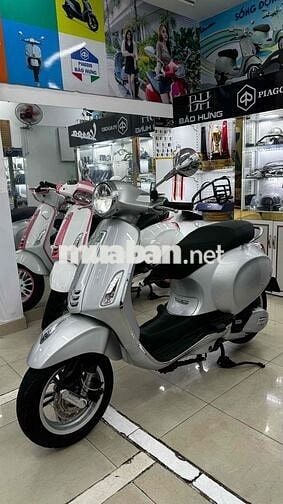 Vespa Iget , abs , đèn led 2 tấng , mở cốp điện ..